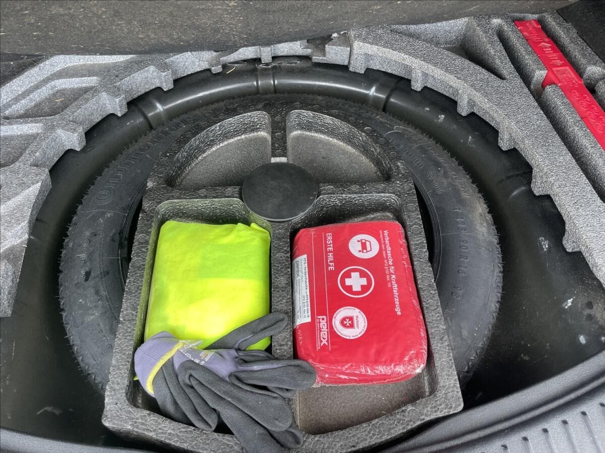 2012 Ford Mondeo - 10