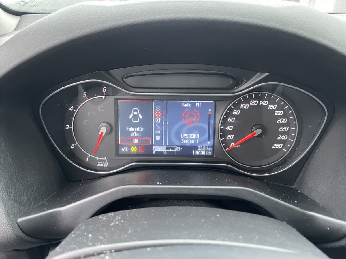 2012 Ford Mondeo - 15