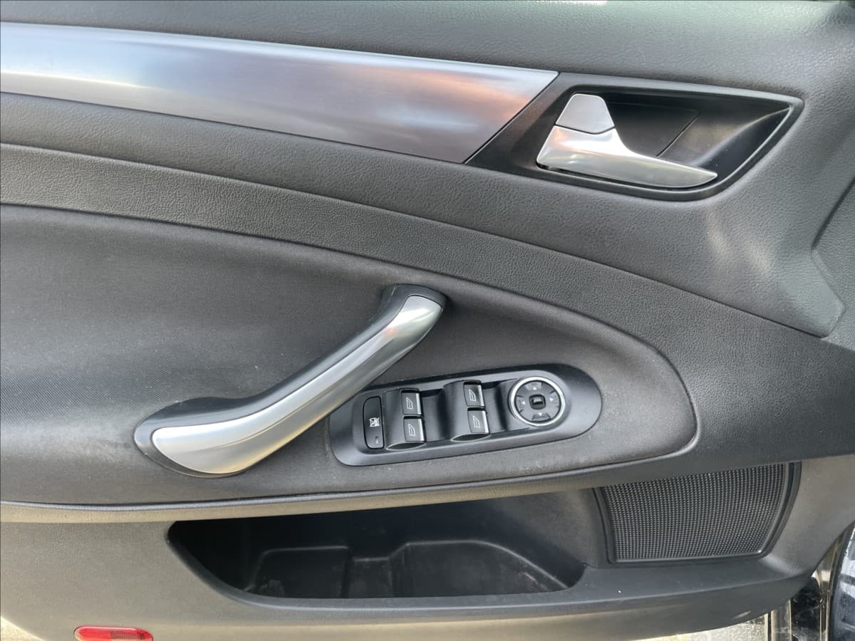 2012 Ford Mondeo - 20