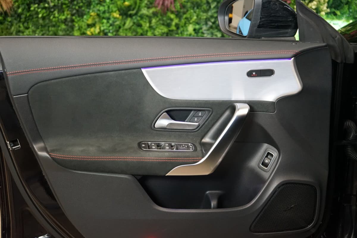 2020 Mercedes-Benz Cla - 11