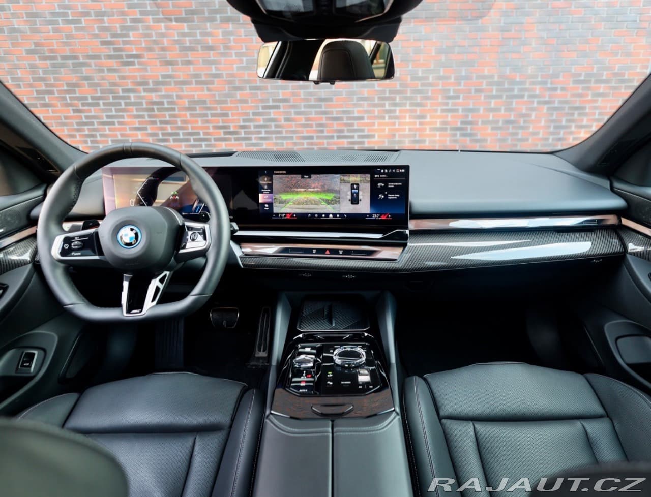 2025 BMW 5-Series - 19