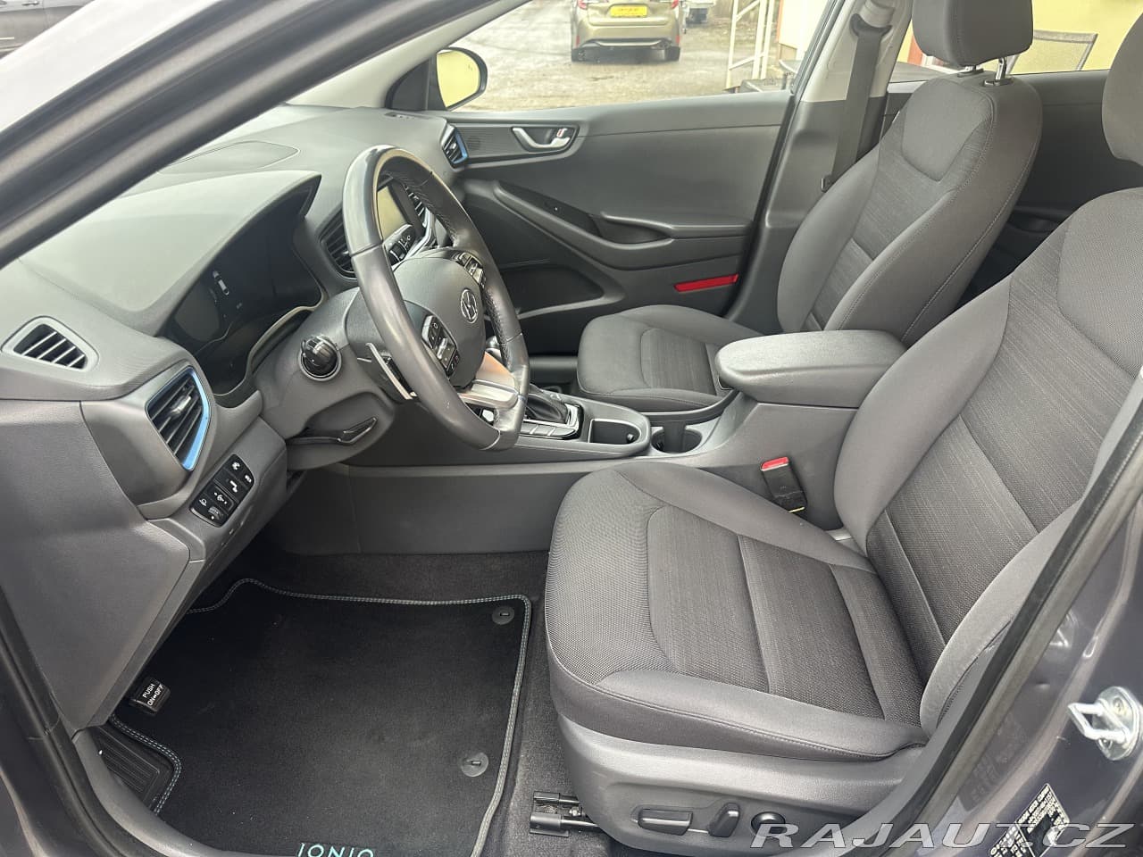 2018 Hyundai Ioniq - 9