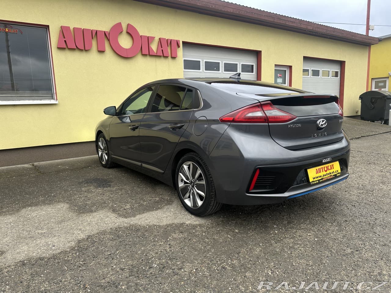 2018 Hyundai Ioniq - 5