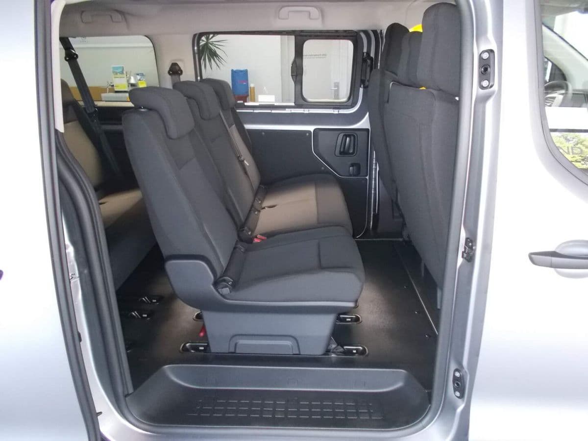 2026 Opel Vivaro - 17