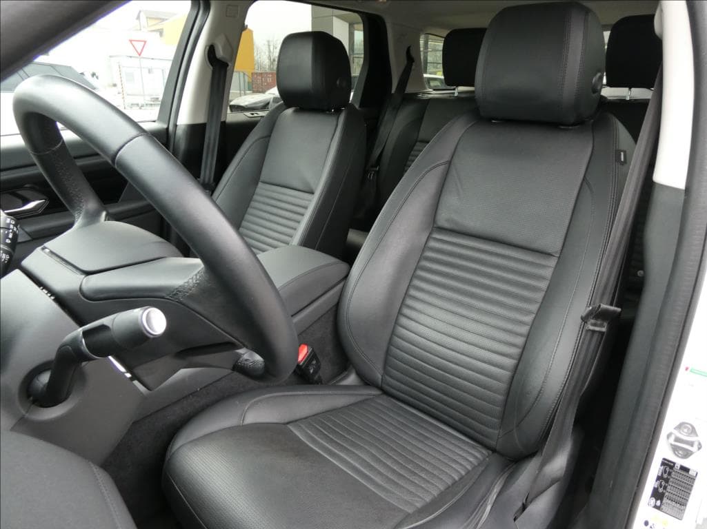 2023 Land Rover Ostatní - 16