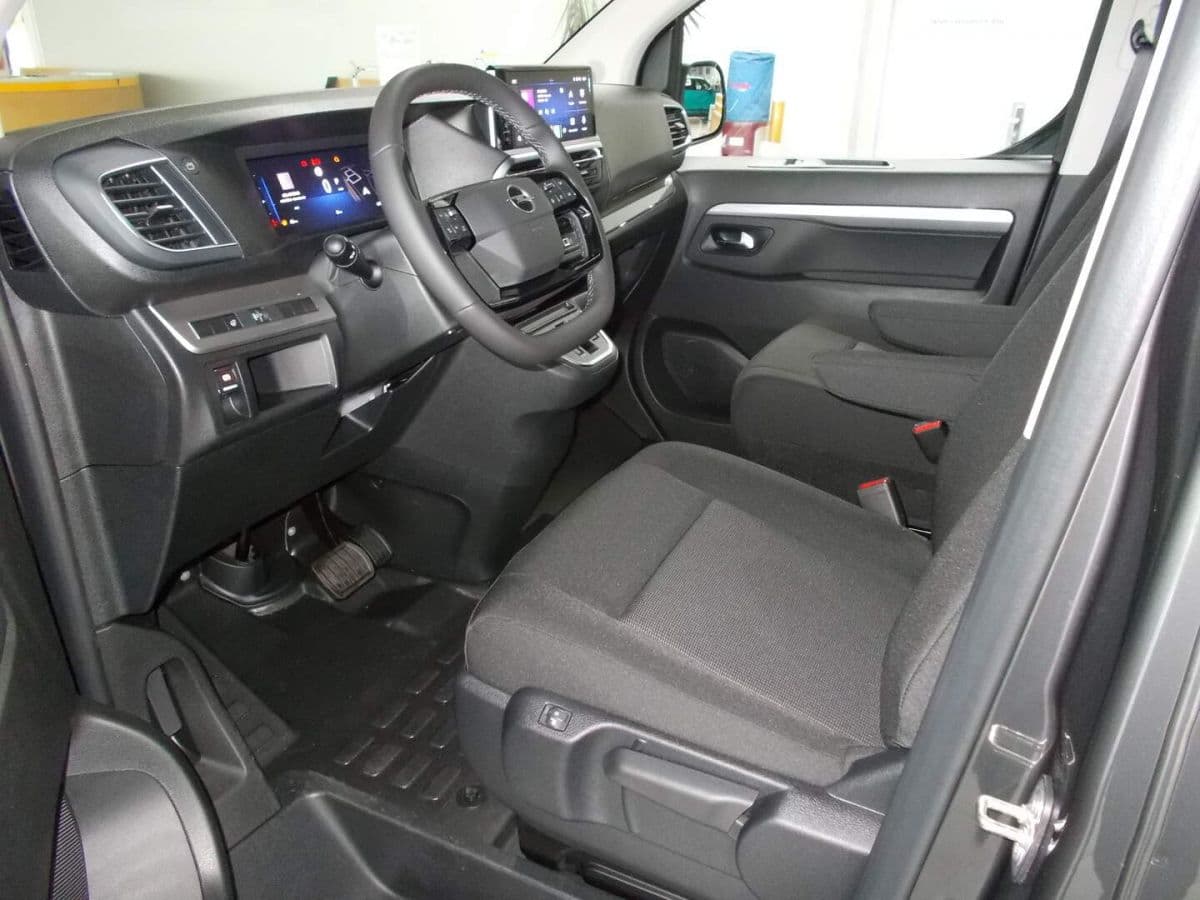 2026 Opel Zafira - 17