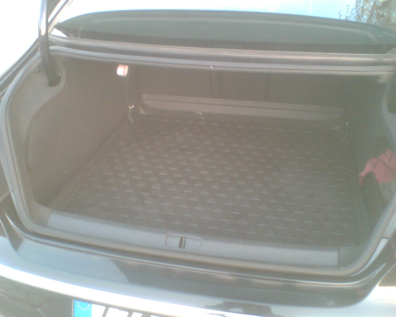 2010 Volkswagen Passat - 9