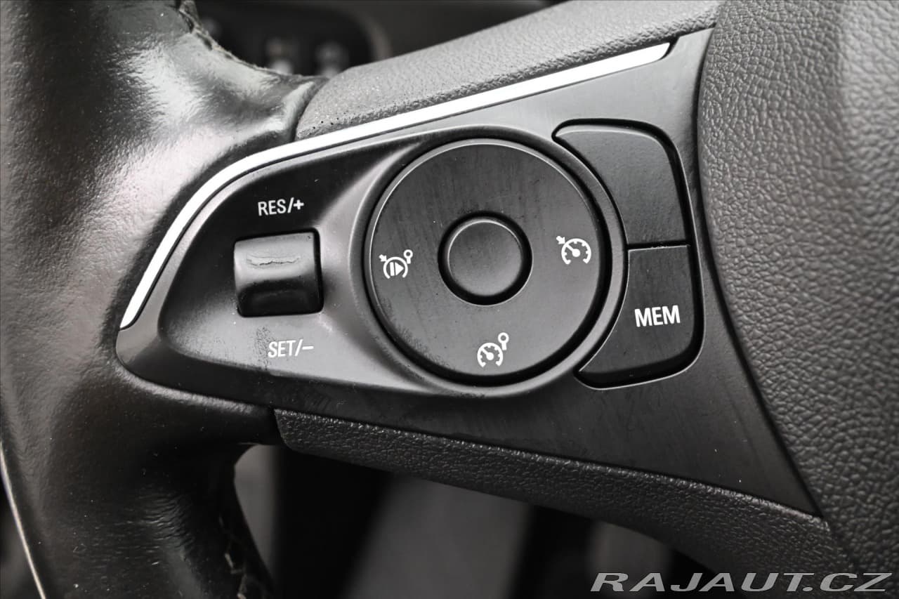 2017 Opel Grandland - 14