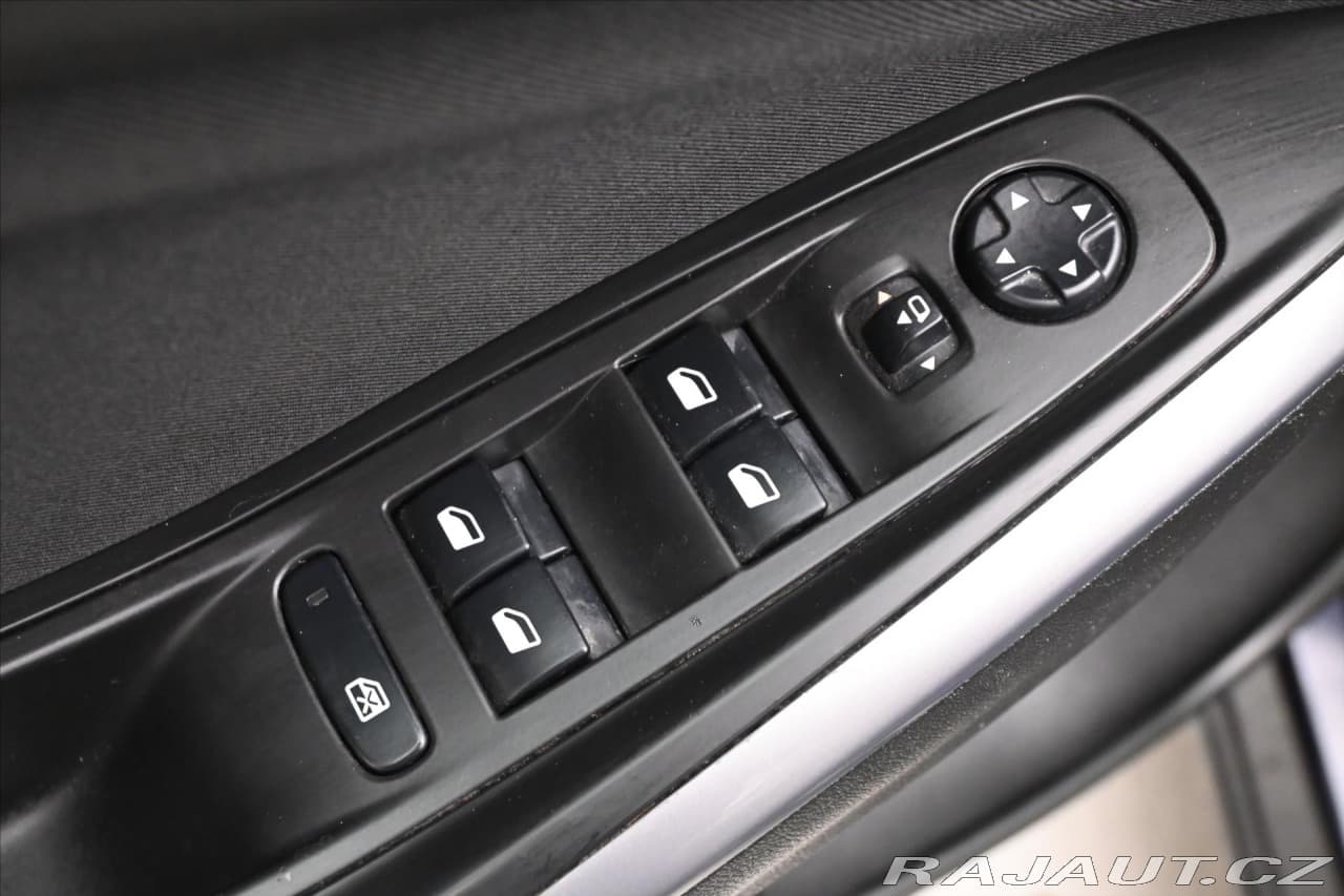 2017 Opel Grandland - 16