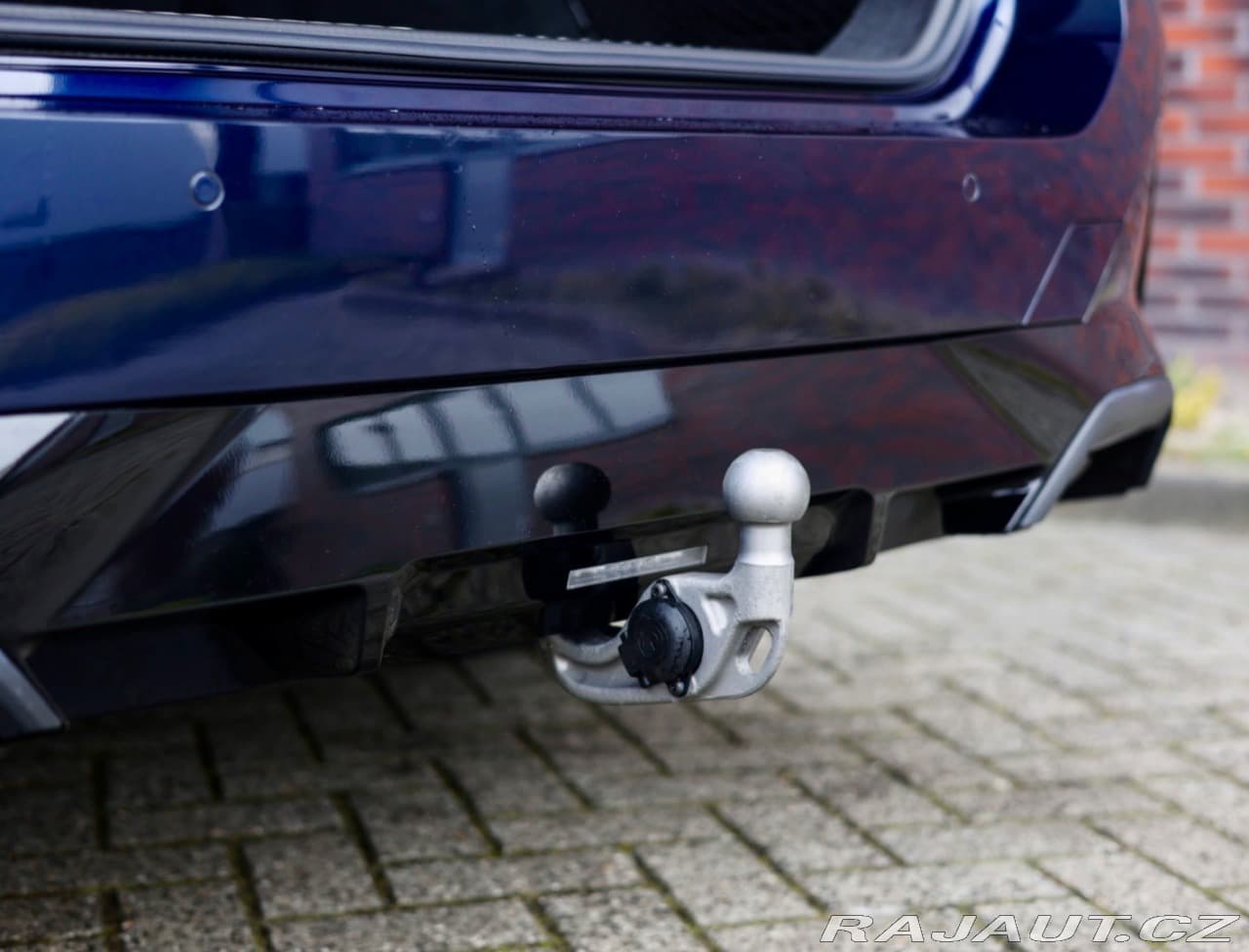 2025 BMW 5-Series - 17