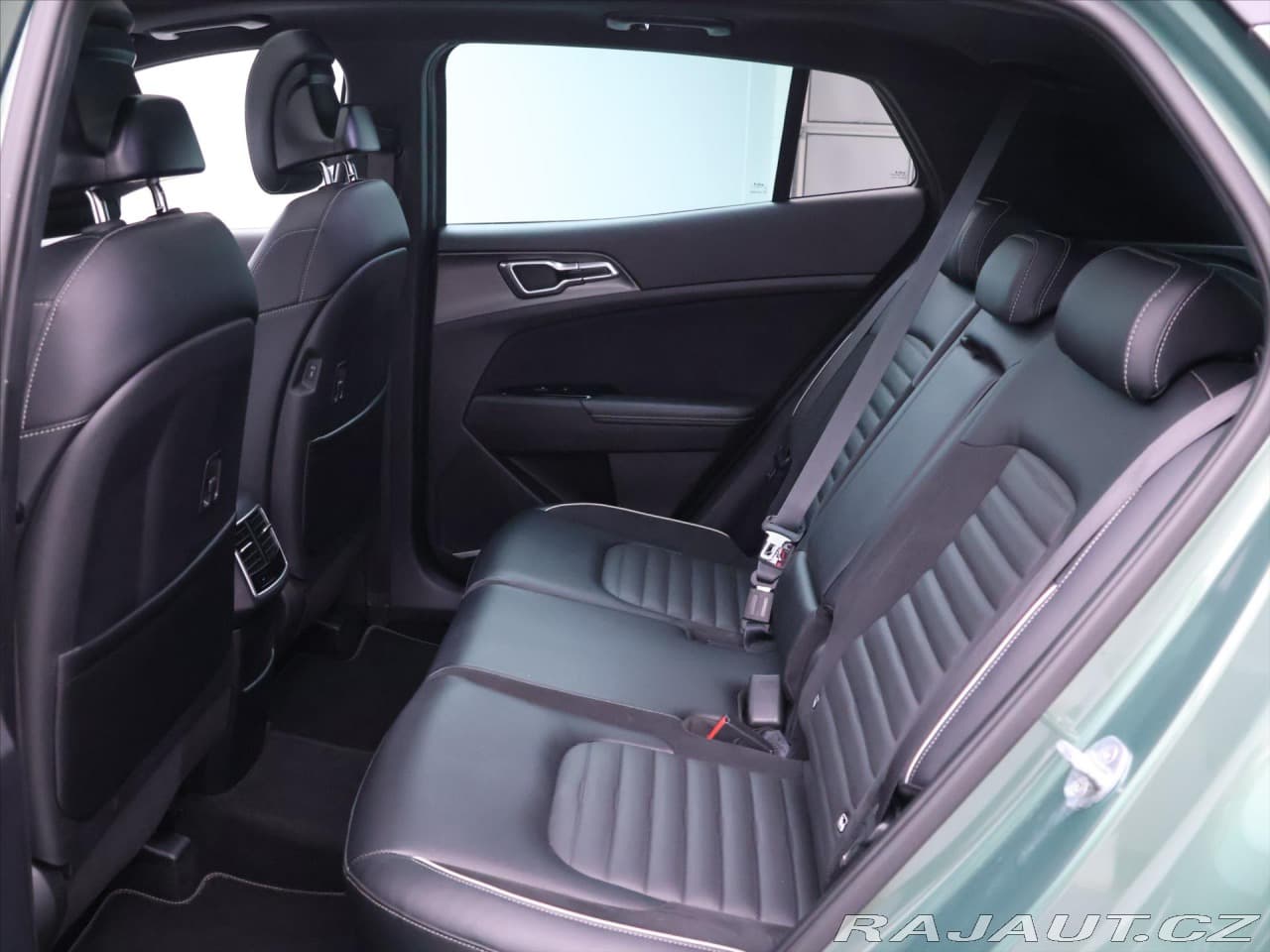 2022 Kia Sportage - 17