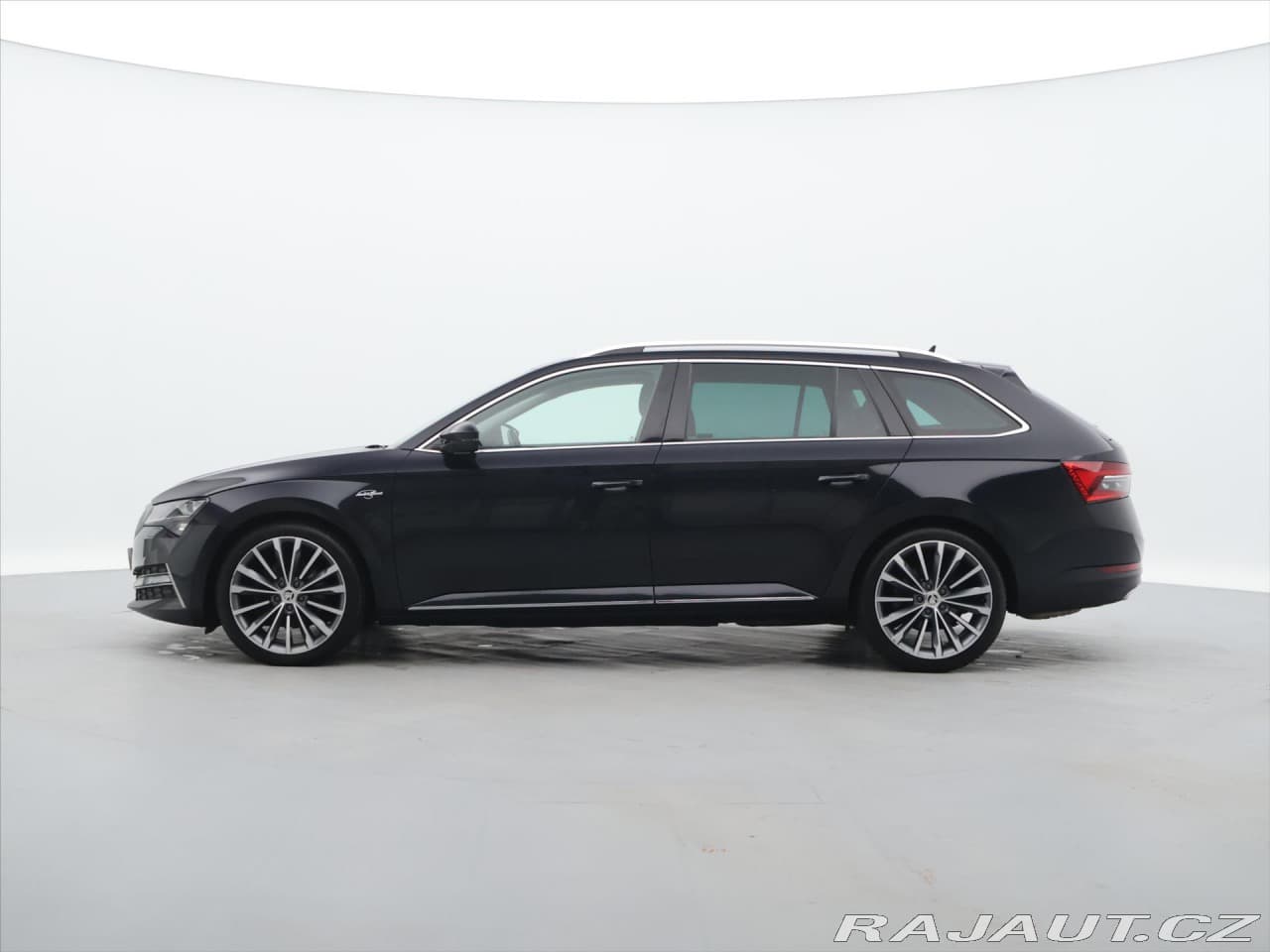 2020 Škoda SUPERB - 4