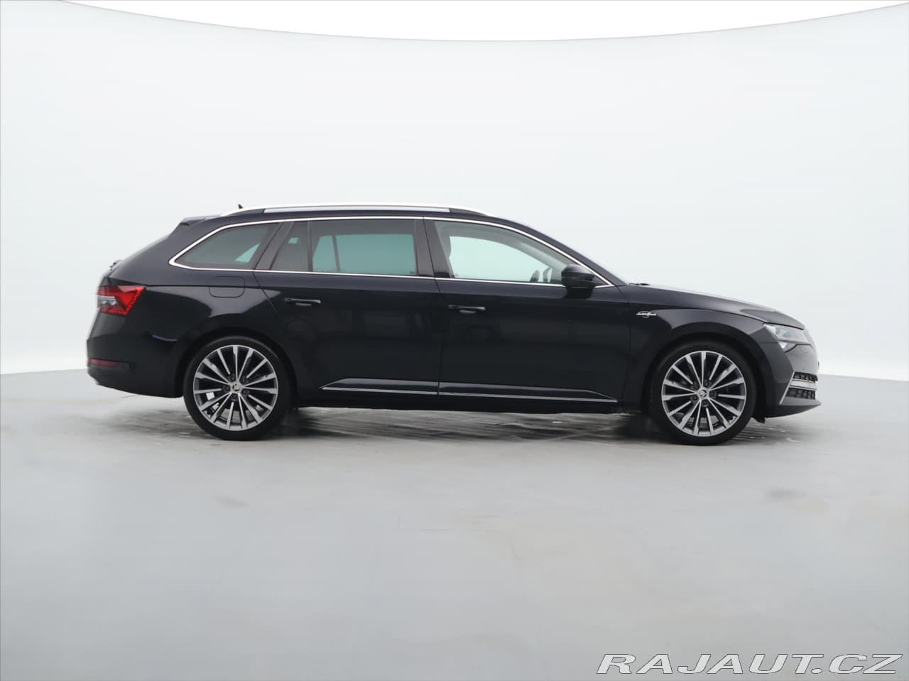 2020 Škoda SUPERB - 8