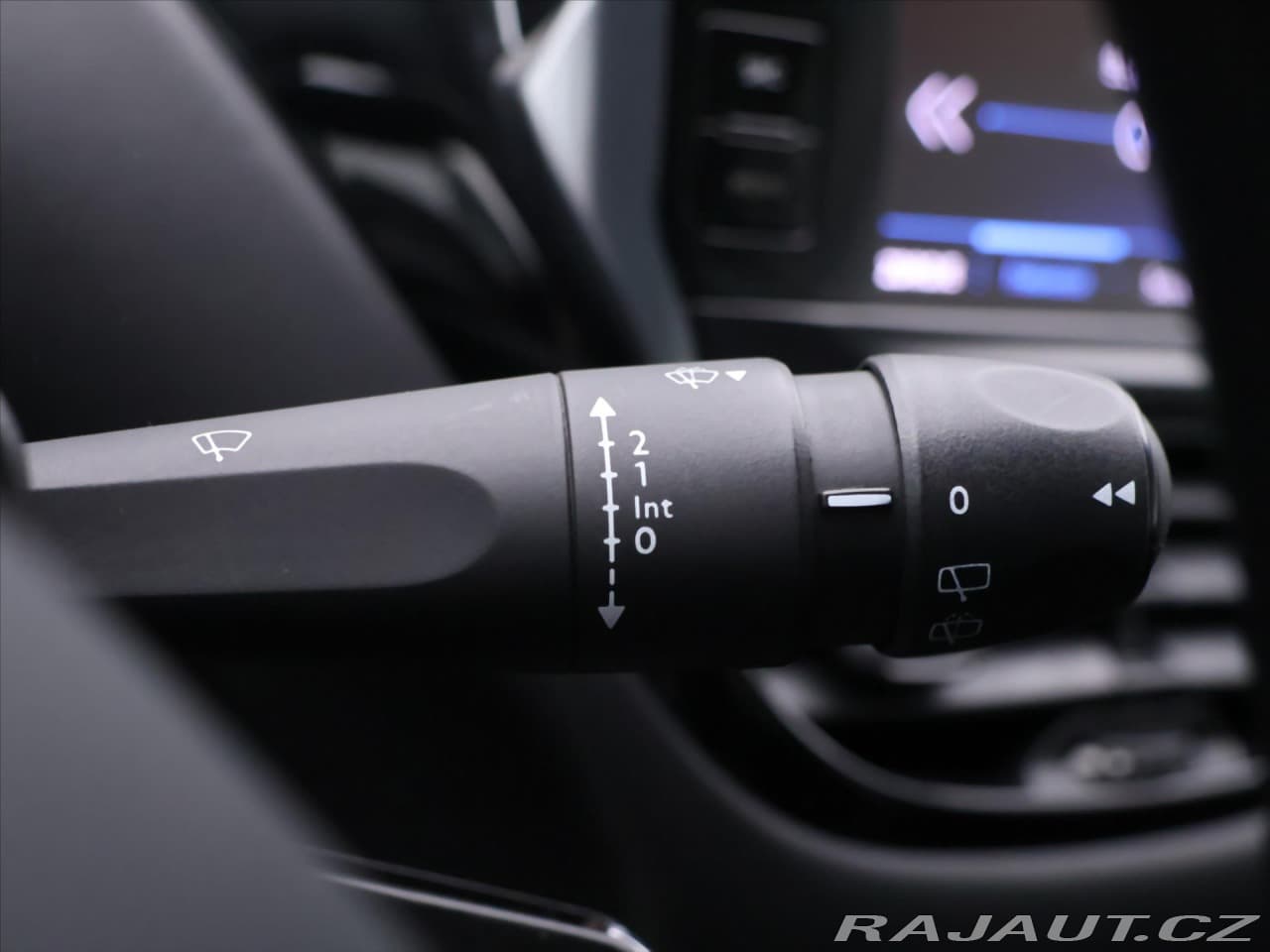 2017 Peugeot 208 - 15