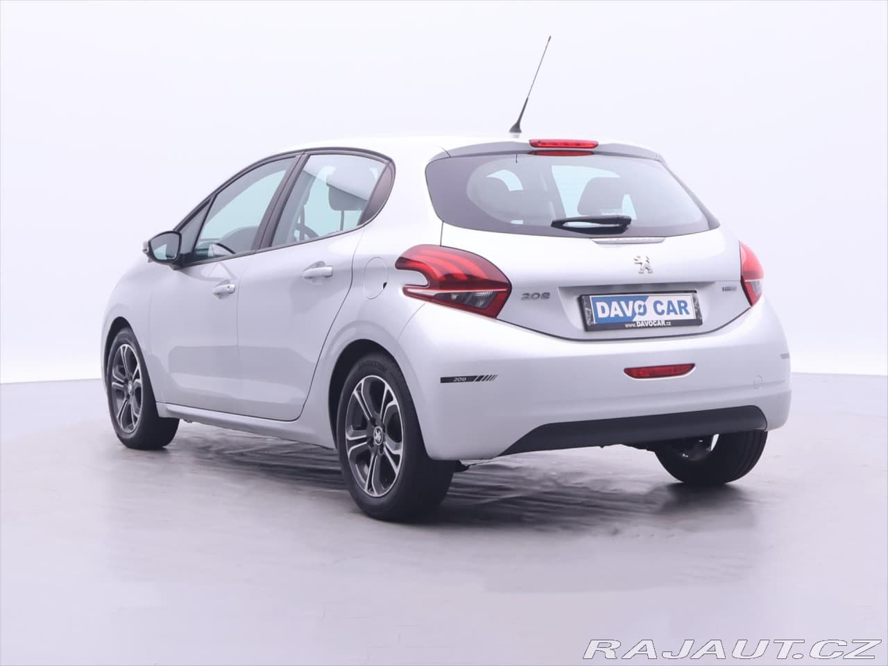 2017 Peugeot 208 - 5