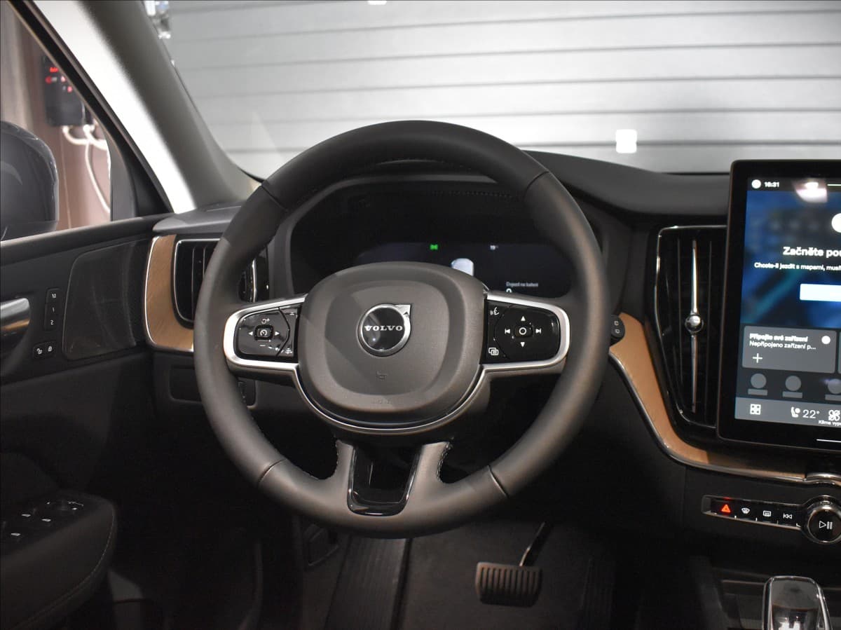 2025 Volvo Xc60 - 15