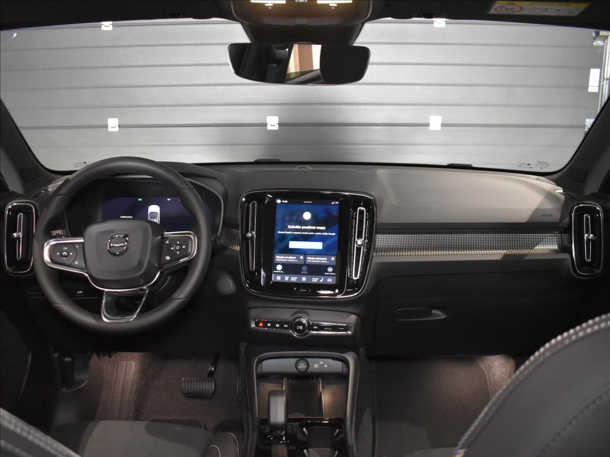 2025 Volvo Ec40 - 19