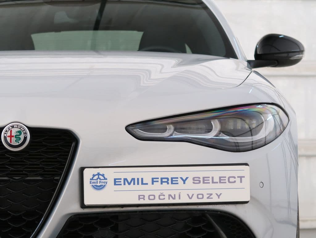 Alfa Romeo Giulia - 4