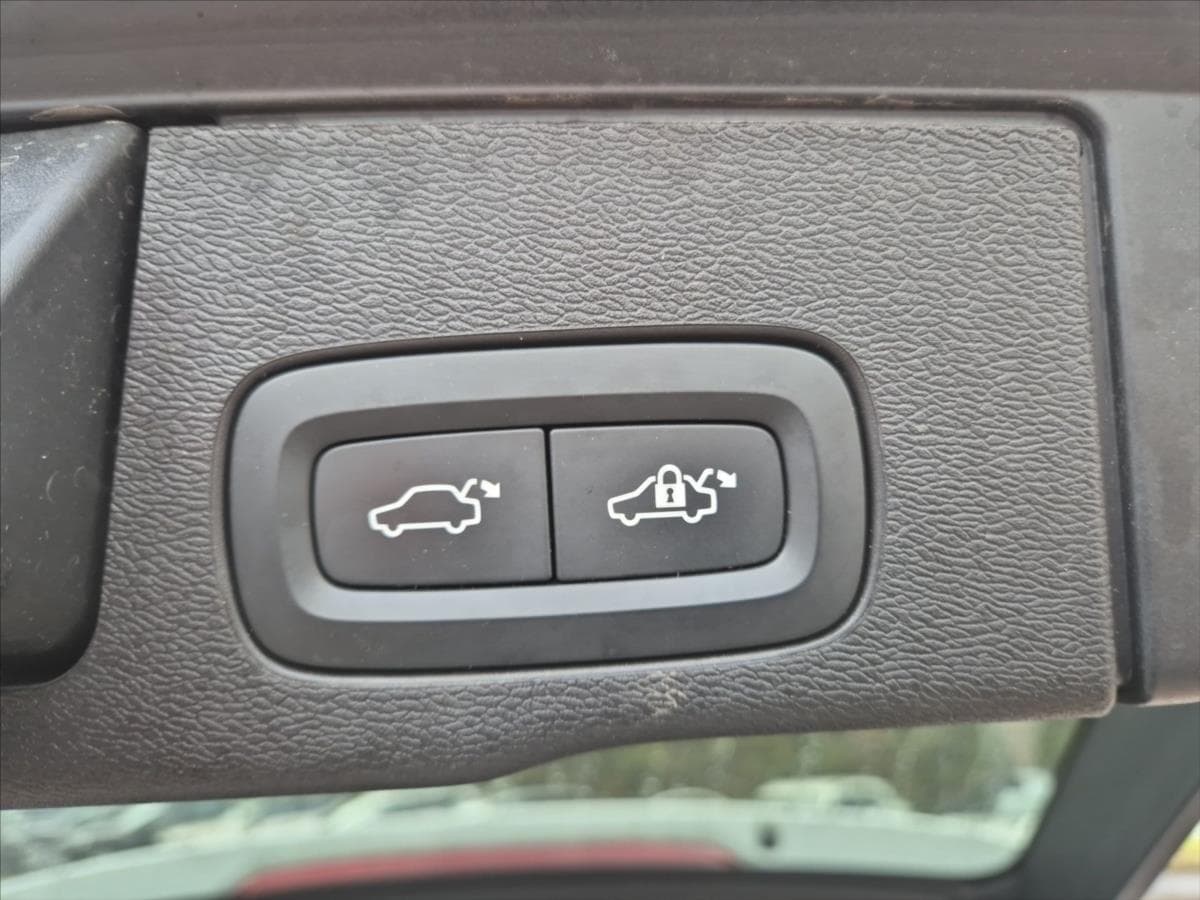 2021 Volvo Xc60 - 11