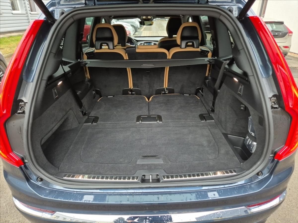 2023 Volvo Xc90 - 11