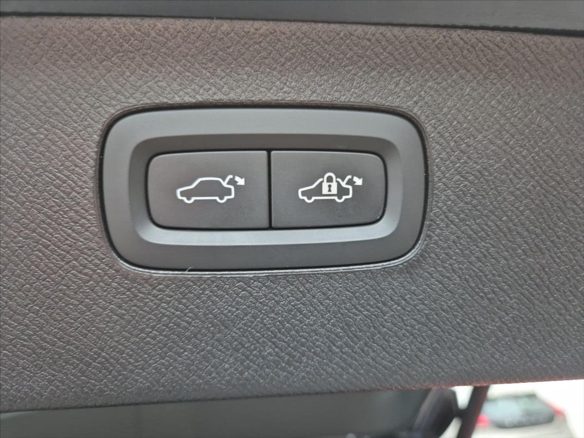 2023 Volvo Xc90 - 12