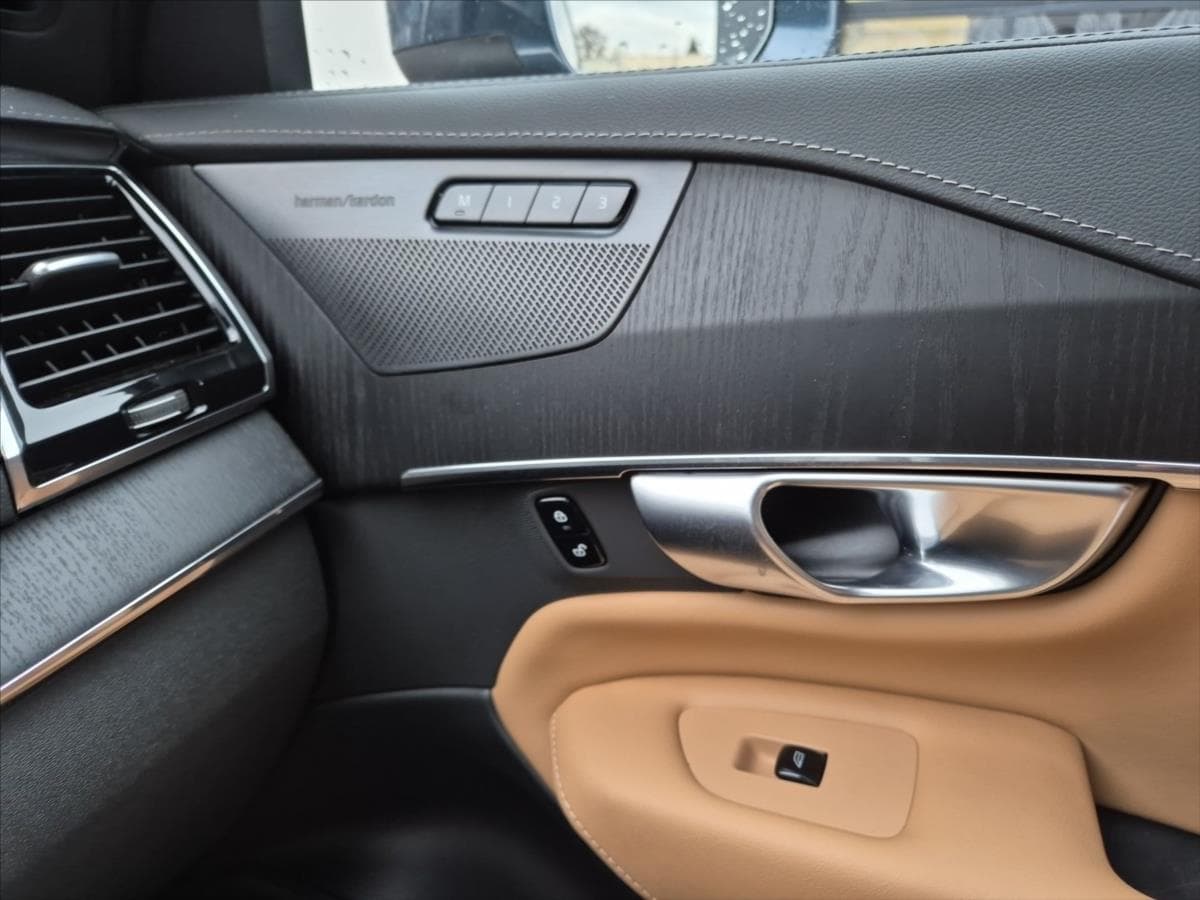 2023 Volvo Xc90 - 18