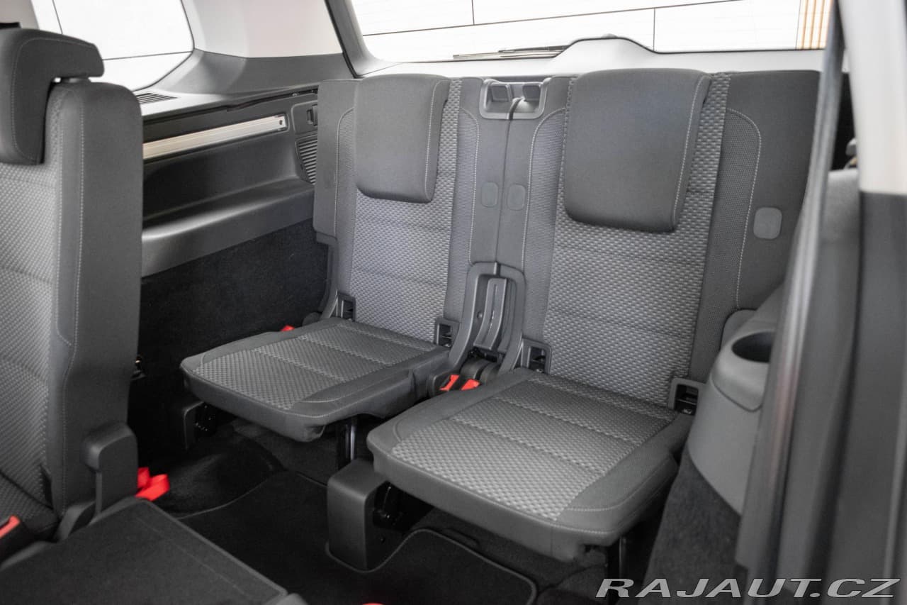 2023 Volkswagen Touran - 14