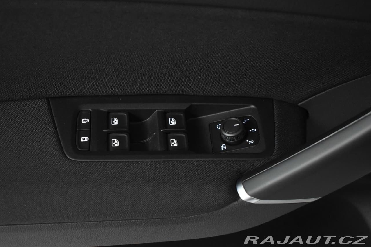 2023 Volkswagen Touran - 18