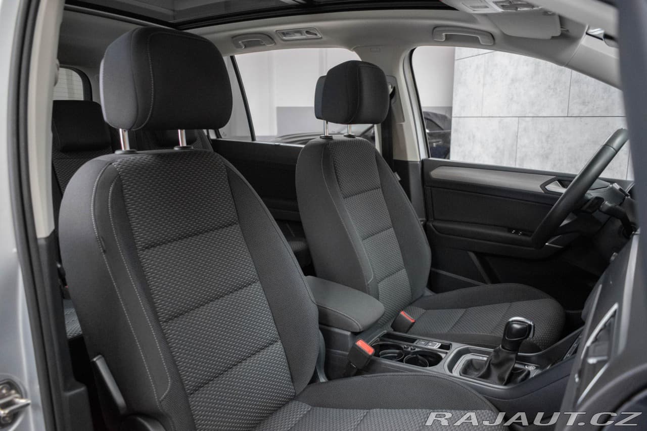 2023 Volkswagen Touran - 12