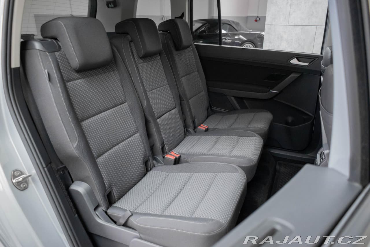 2023 Volkswagen Touran - 13