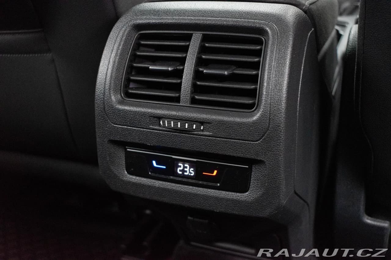 2023 Volkswagen Touran - 17