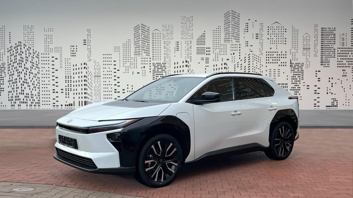 Toyota bZ4X Electric Motor 4x4 Execut