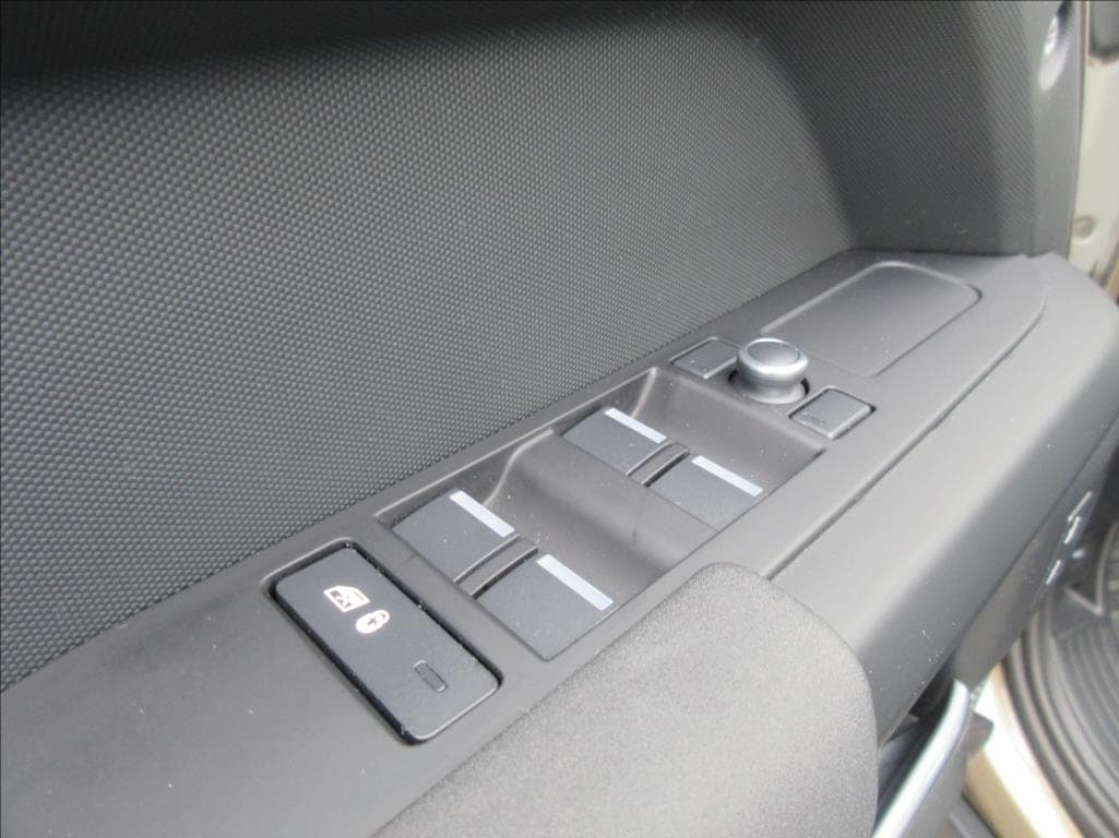 2020 Land Rover DEFENDER - 14
