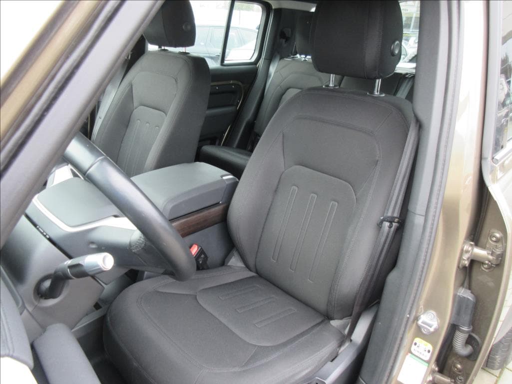 2020 Land Rover DEFENDER - 15