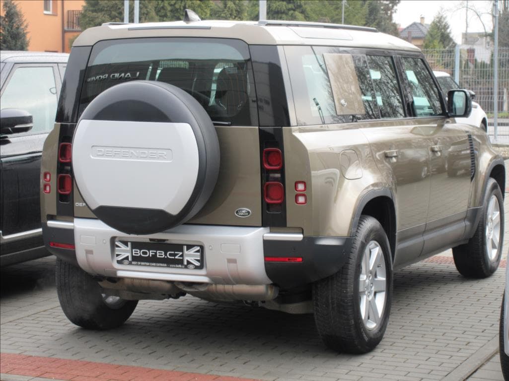 2020 Land Rover DEFENDER - 7