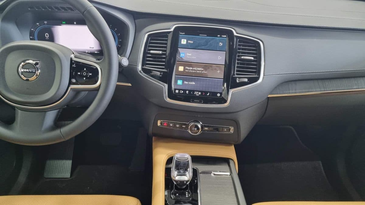 2025 Volvo Xc90 - 14