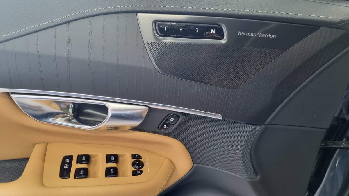 2025 Volvo Xc90 - 17