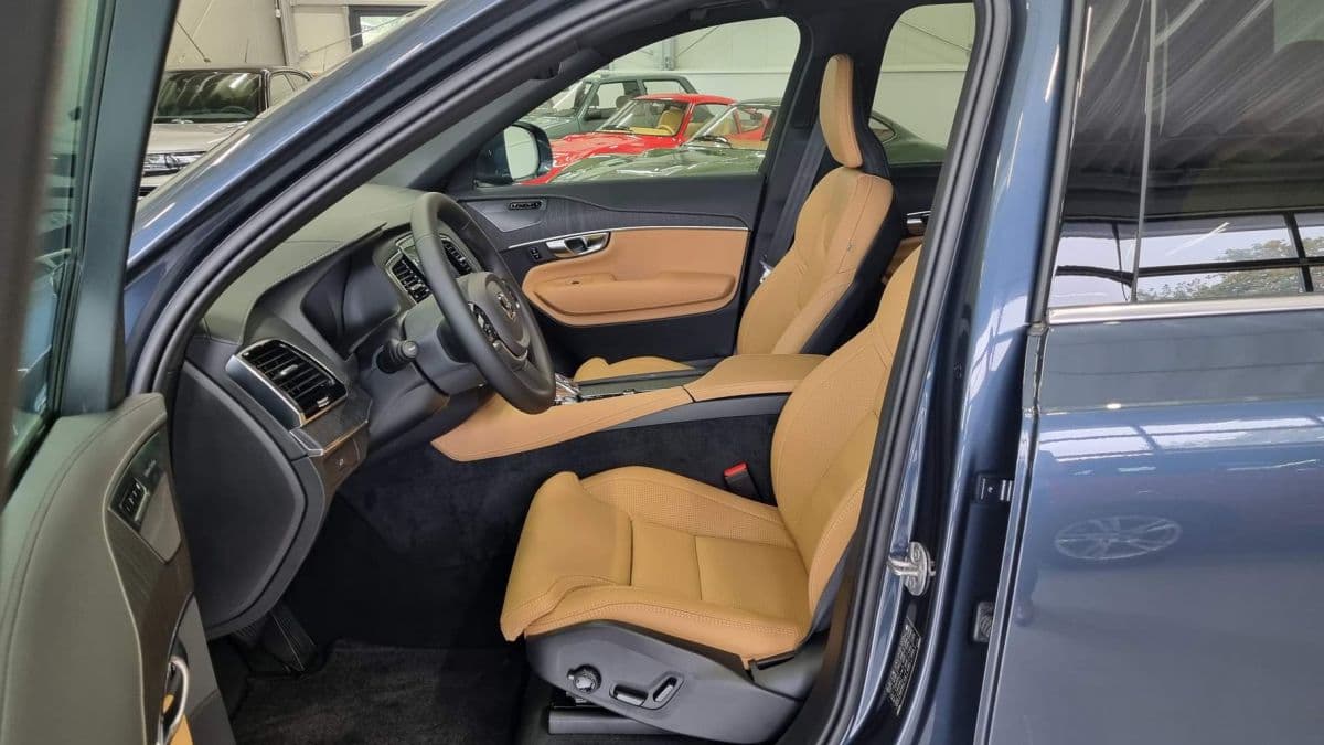 2025 Volvo Xc90 - 18