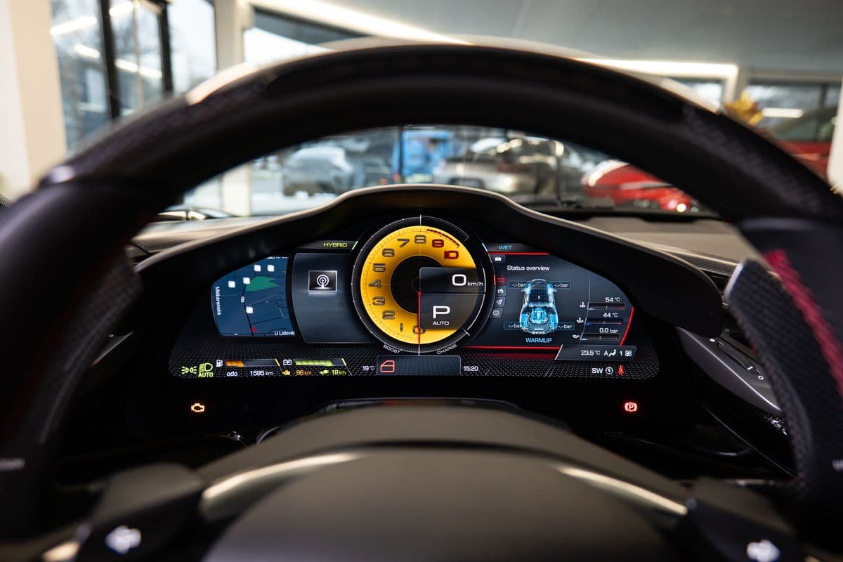 2021 Ferrari Sf90 - 11