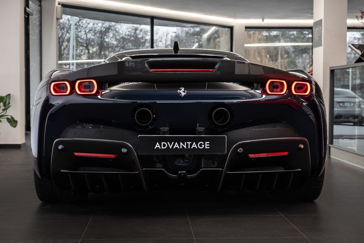 2021 Ferrari Sf90 - 3