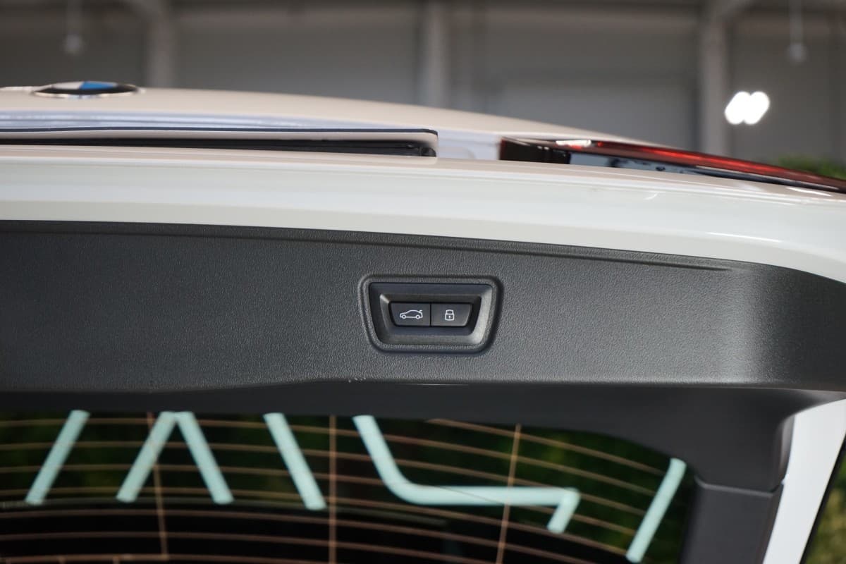 2024 BMW 5-Series - 19