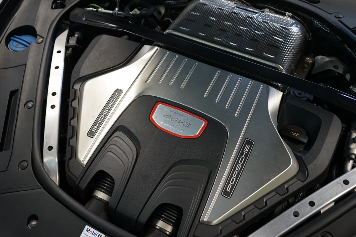 2022 Porsche Panamera - 11