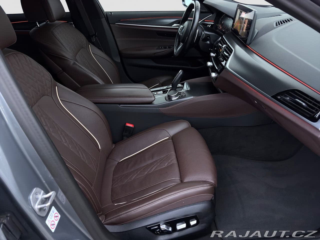 2023 BMW 5-SERIES - 12