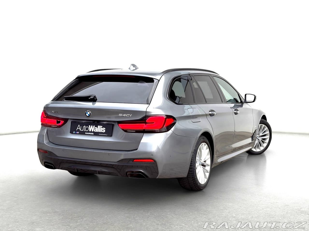 2023 BMW 5-SERIES - 2