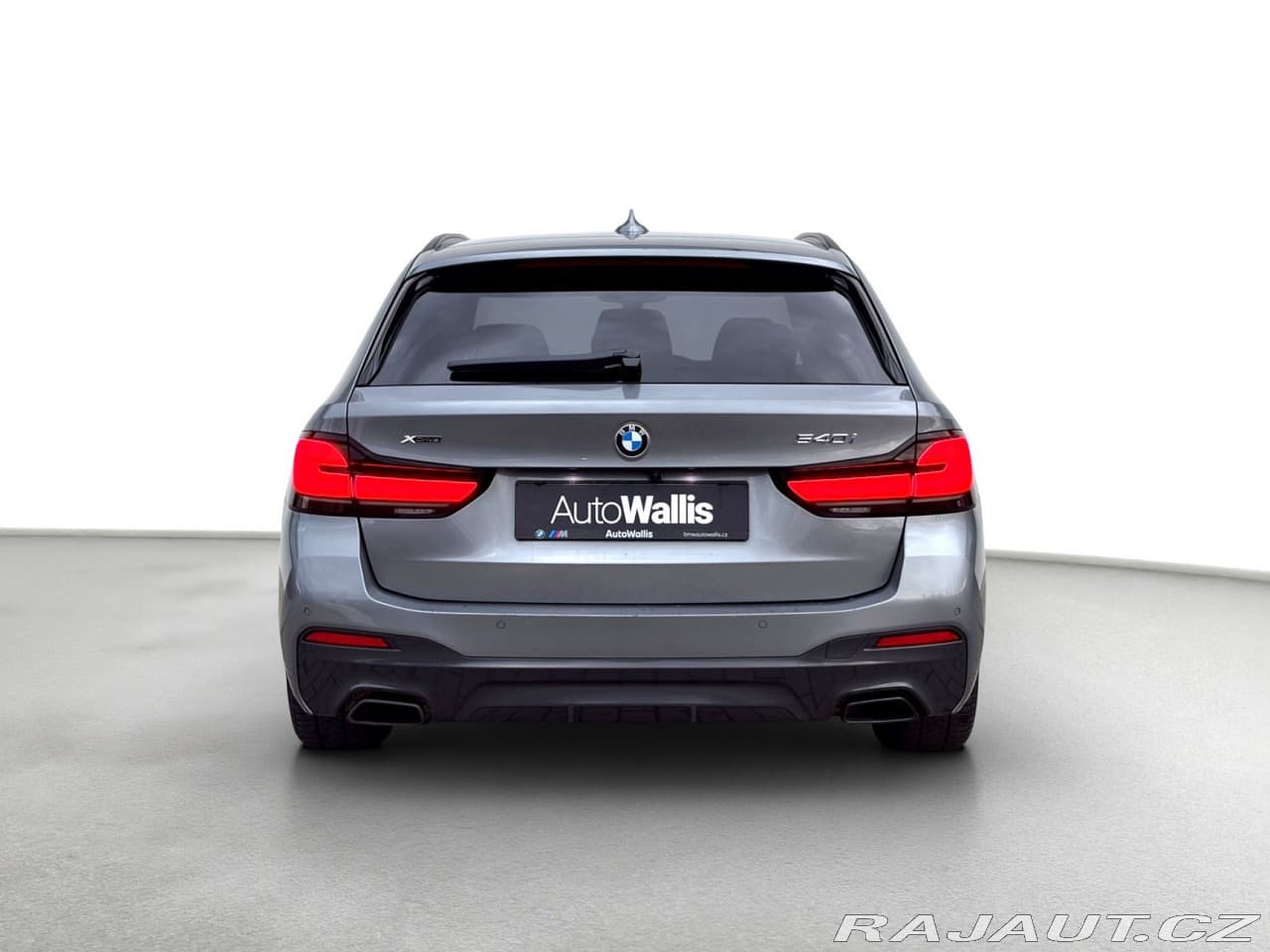 2023 BMW 5-SERIES - 9