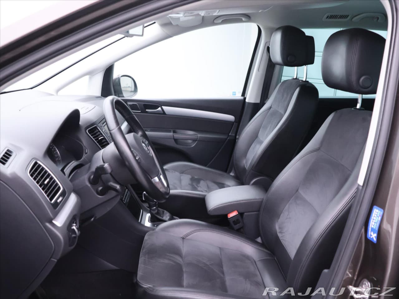 2015 Volkswagen Sharan - 11