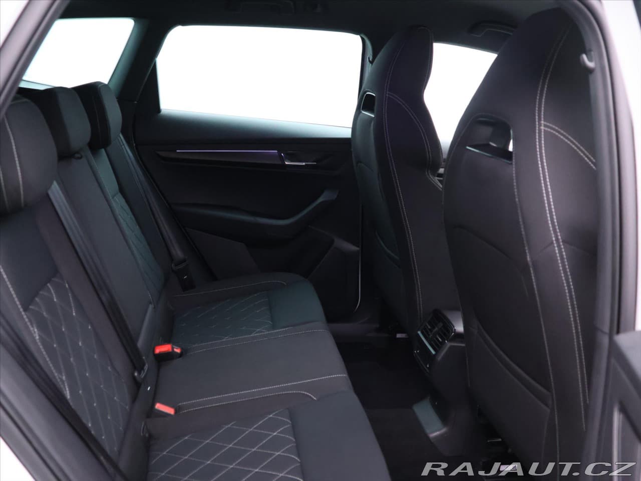 2022 Škoda KAROQ - 16