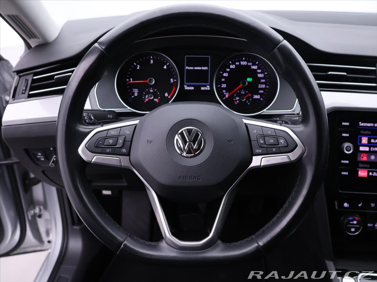 2020 Volkswagen PASSAT - 19
