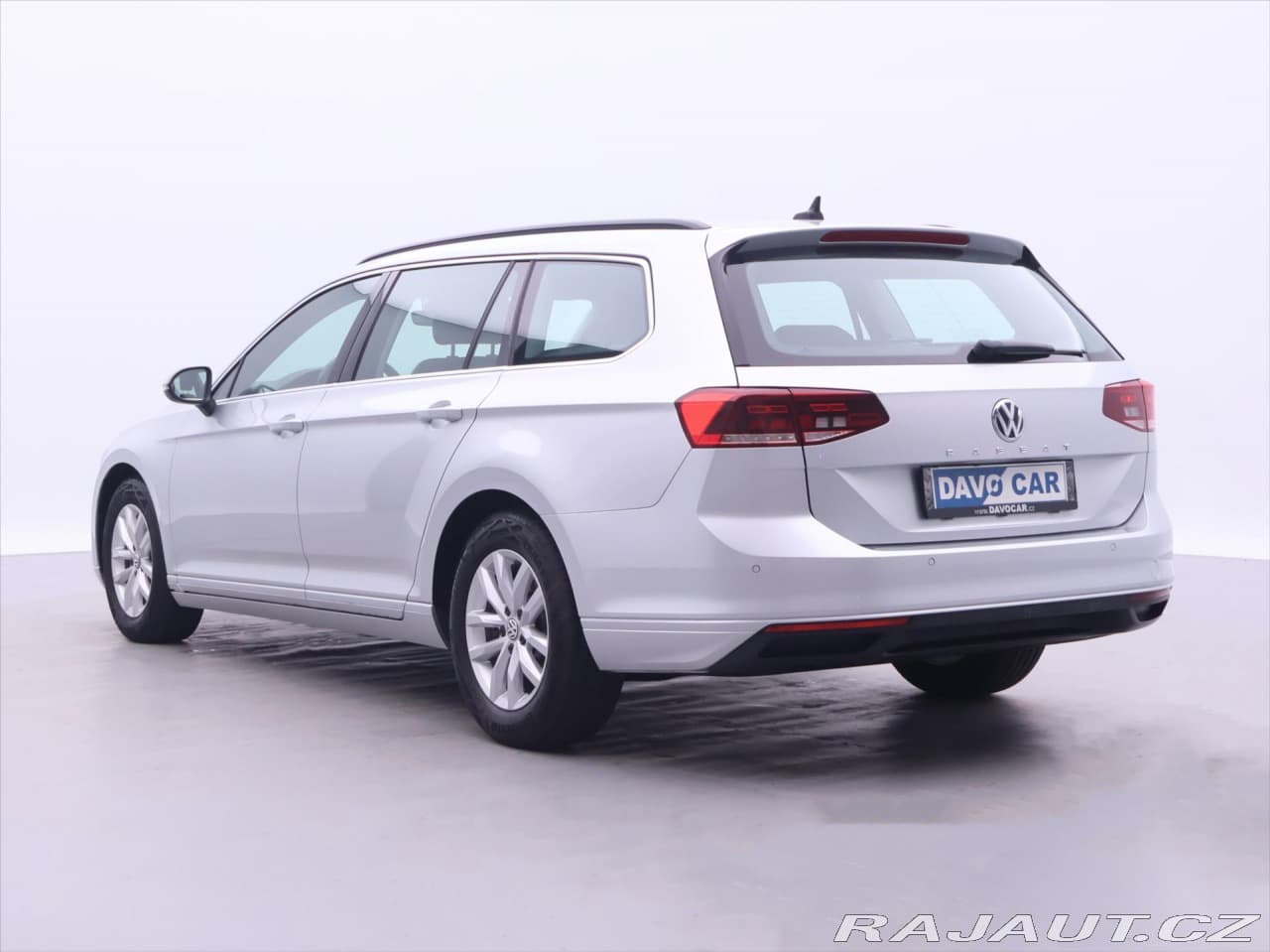 2020 Volkswagen PASSAT - 5