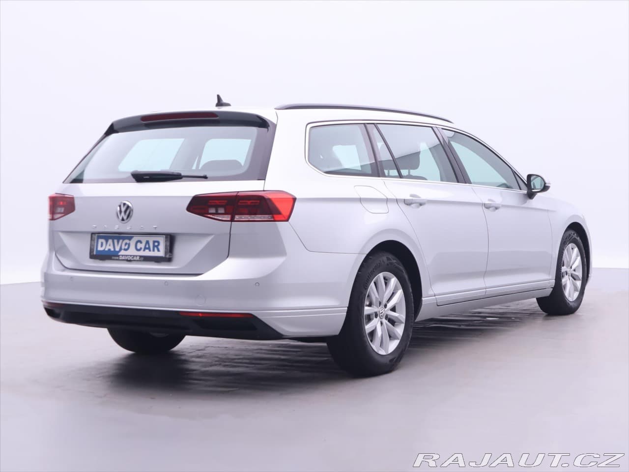 2020 Volkswagen PASSAT - 7